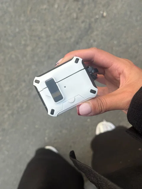 کاور ایرپاد Locker Stand مگنت دار کربنی